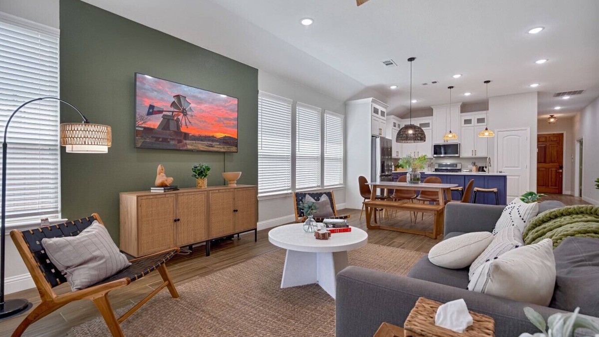 McKinney House | Close to Downtown McKinney! Fire Pit | 4BD+Office
