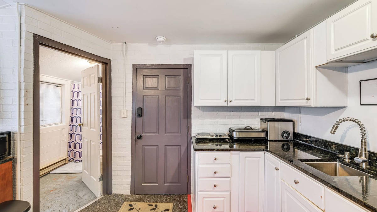 North Chesterfield Apartment | Close to Dtwn Richmond: Apartment w/Private Patio
