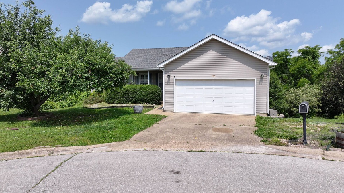 St. Robert House | Close to FLW! Comfy 3Br 2Bth House