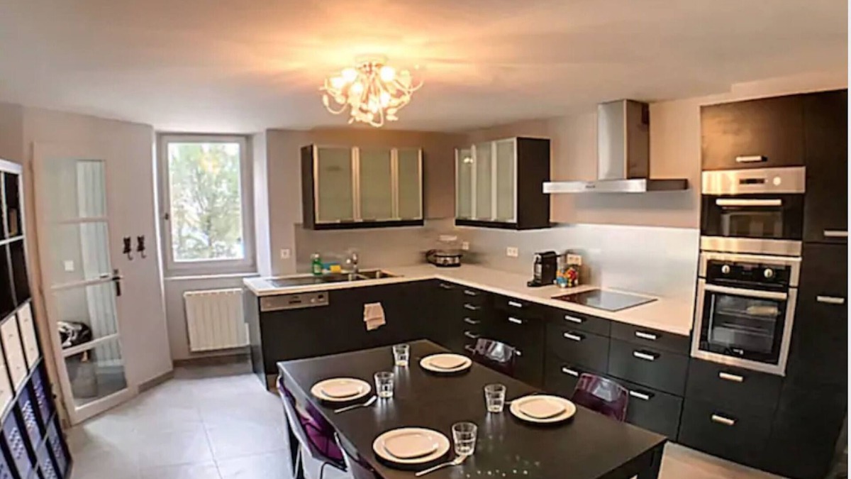 Cessy House | Close to Geneva (8 km)