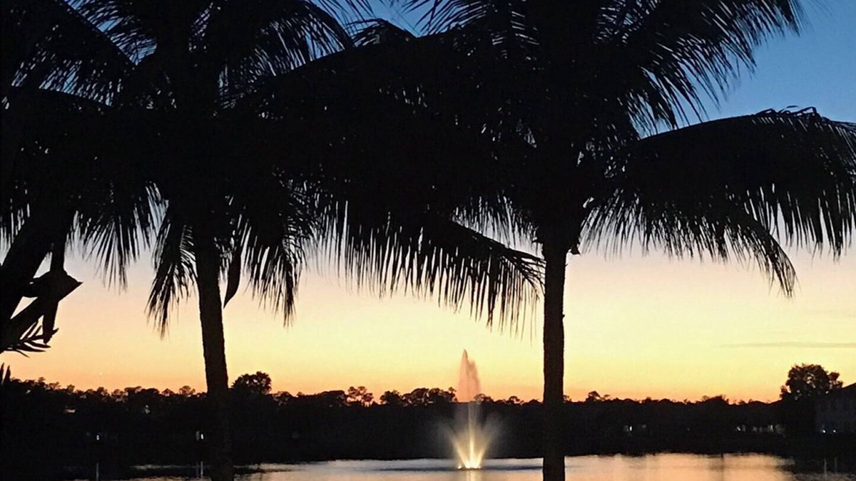 Fort Myers Condo | Close to Gulf Beaches, 18 miles to Fort Myers Beach. 3 BR, 2 Bath, 1st Fl Condo,