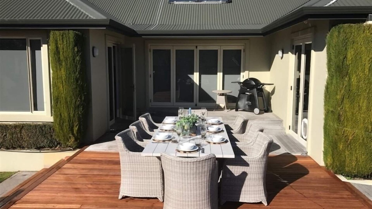 Wharewaka House | Close to Lake; Spa Pool, Games Room