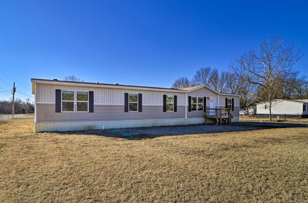 Afton House | Close to Marinas Bernice Home with Large Yard