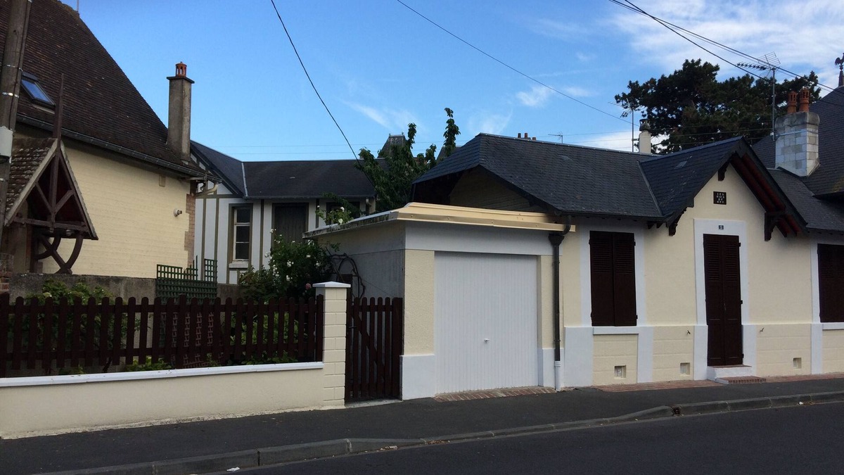 Cabourg House | Close to the Beach and the town center Charming detached house with garden
