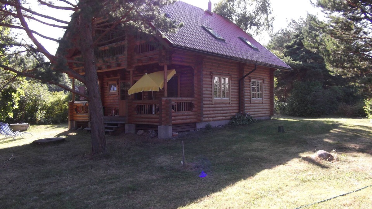 Mahu Cabin | Close to the beach, quiet located Blockhouse