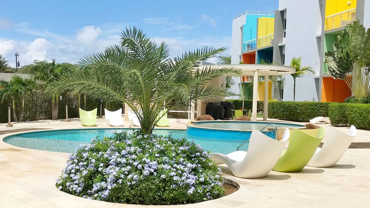 Boegoeroei Apartment | Close to the beaches. 2 bed/2 bathroom apartment on the first floor with Pool
