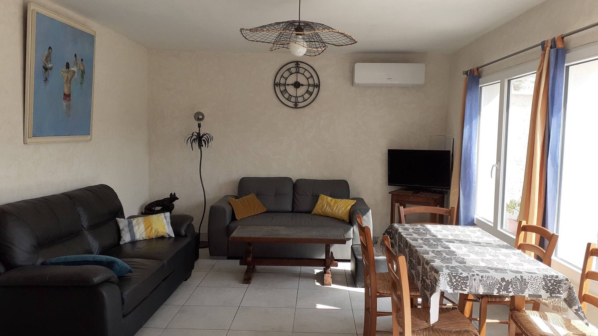 Pomerols House | CLOSE TO THE BEACHES recent house, all comfort CLIM 4 pers