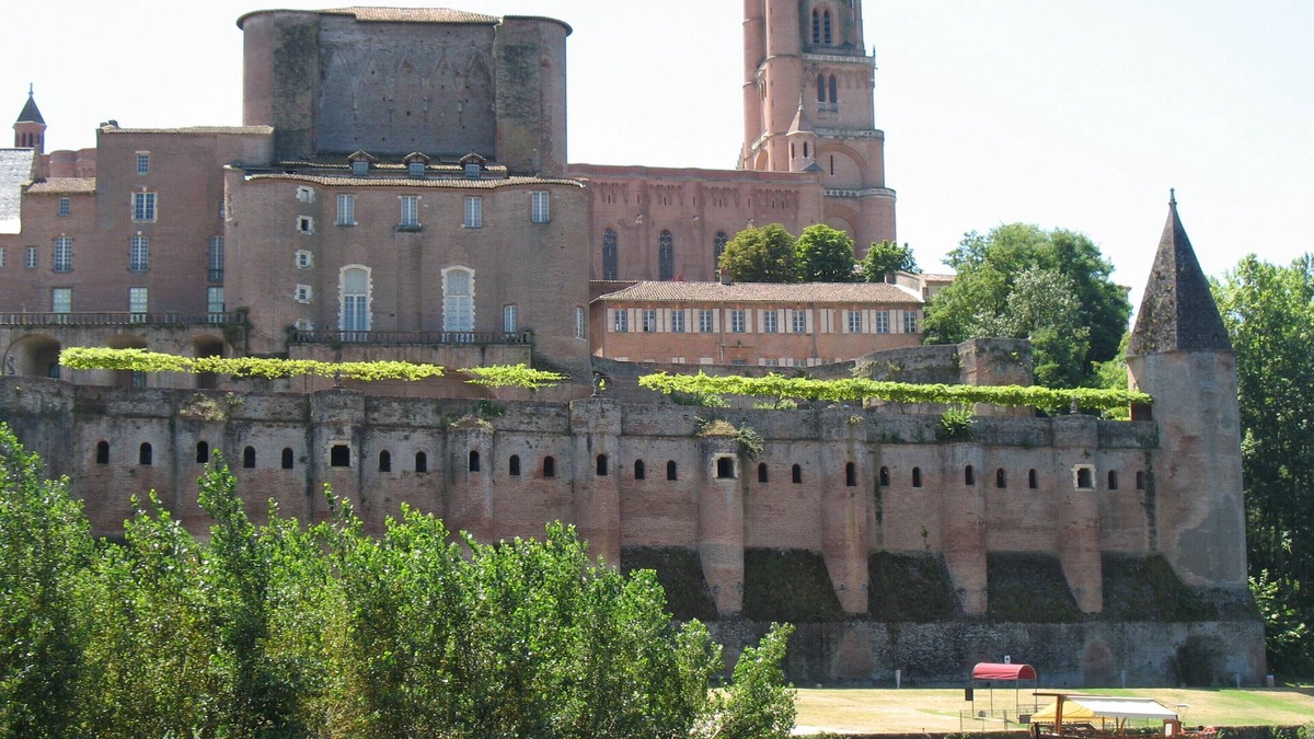 Albi House | Close to the Sainte Cécile cathedral and the Toulouse-Lautrec Museum