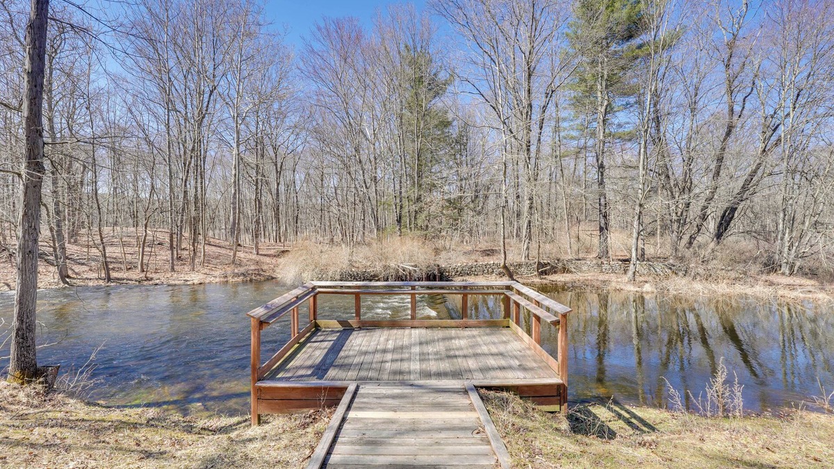 Westbrookville Apartment | Close to Trails: Studio w/Water Views