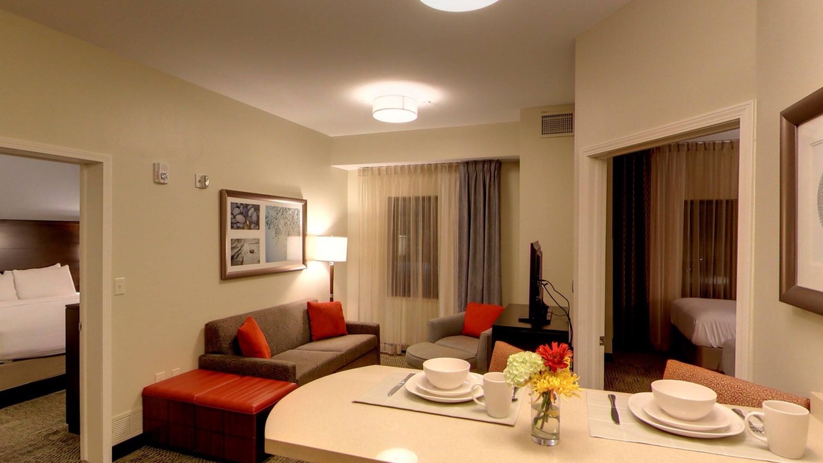 Bryant Pattengill East Condo | Close to U of M + Research Park | 24 Hour Business Center + Indoor Pool