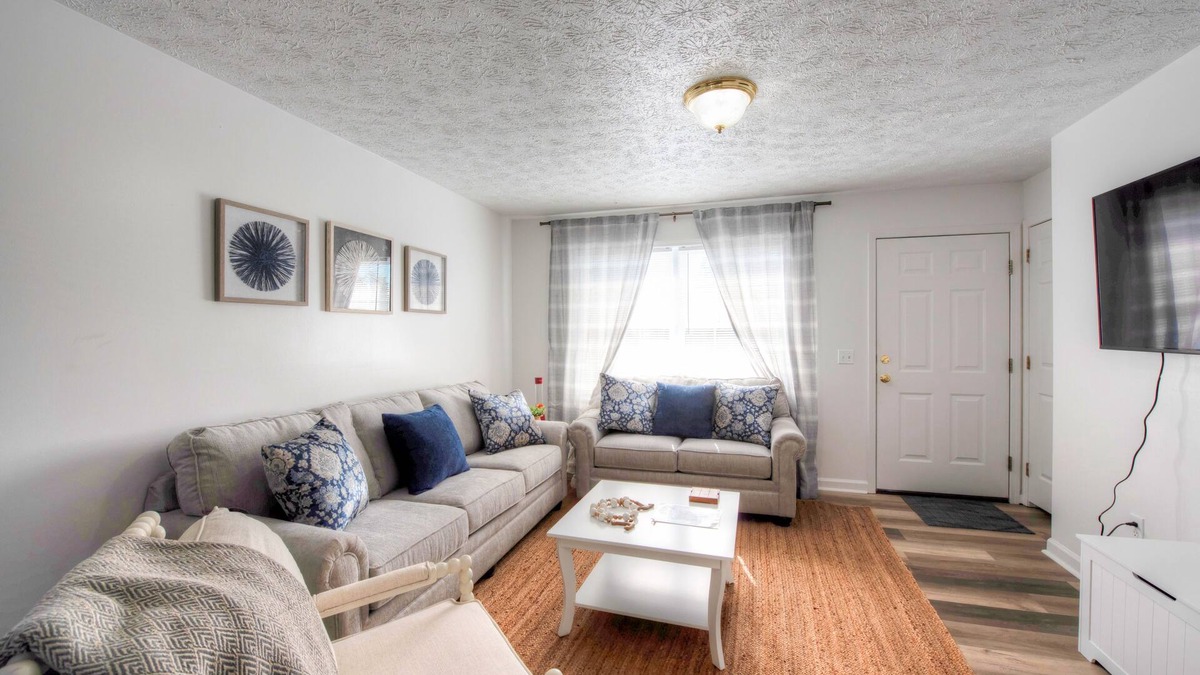Blacksburg House | Close to VT - 4Bdrm, Sleeps 10