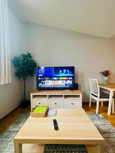 Hamden Apartment | Close to Yale Hospital 1 bed apt