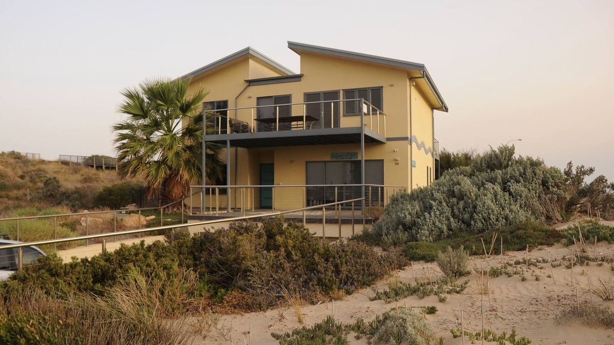 Goolwa South House | Closest property to Goolwa beach - just a couple minutes walk -winter discount!