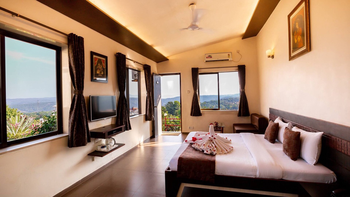 Atvan Hotel | Cloud 9 Hills Resort