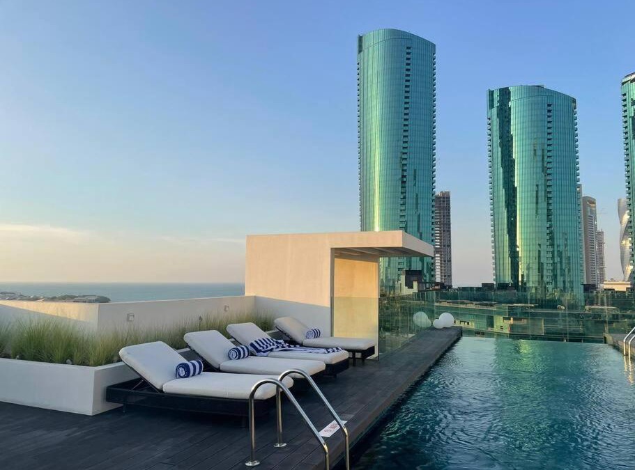 Manama Apartment | Cloud9 Waterfront Luxury Condo
