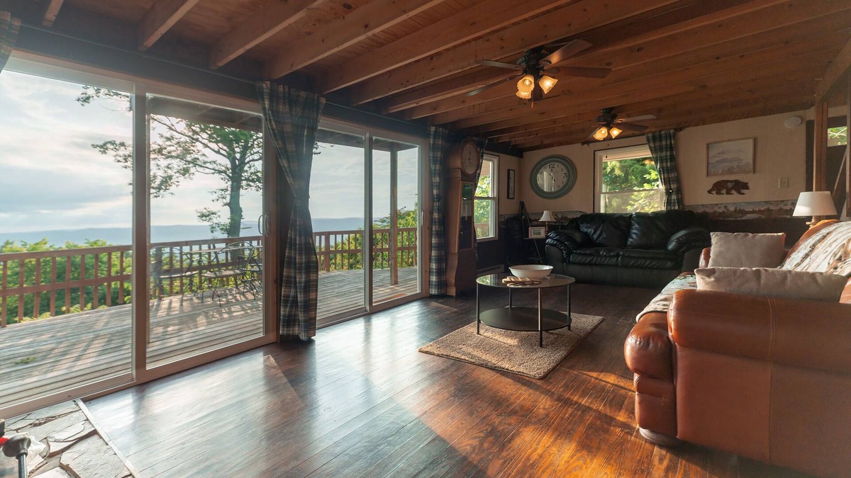 Rileyville House | Clouds Mountain Cabin