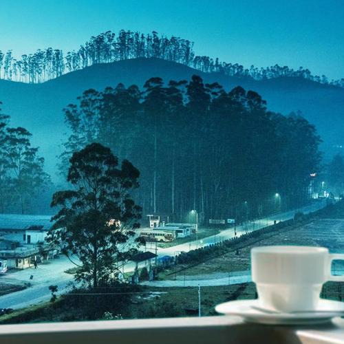 Moolakadai Hotel | Clouds Valley Hotel