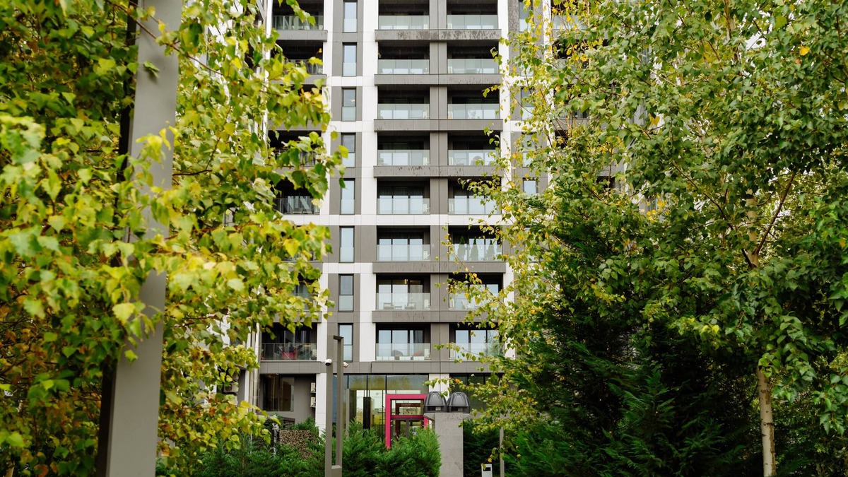 Aviatiei Apartment | CloudView Studio