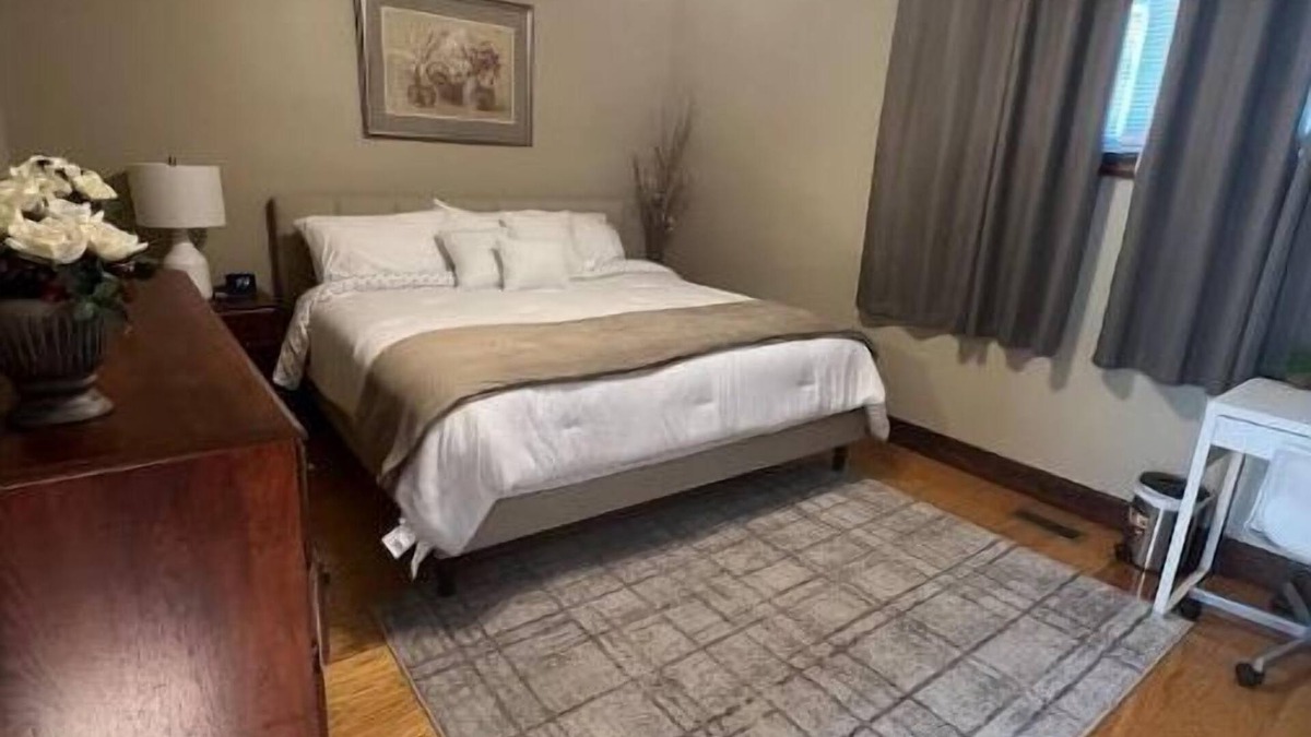 Dayton House | Clover Cottage close to UD Short & Extended Stays
