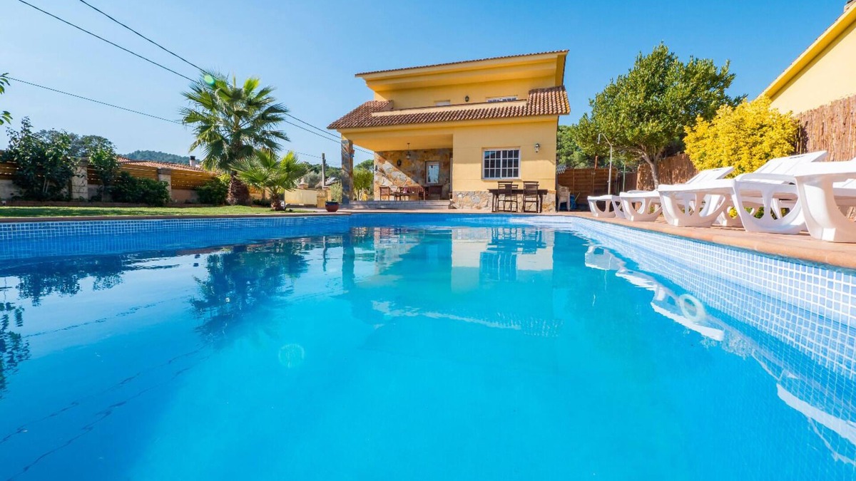 Fogars de la Selva Villa | Club Villamar - Beautiful house very bright and modern with ample spaces and pleasant outside are.