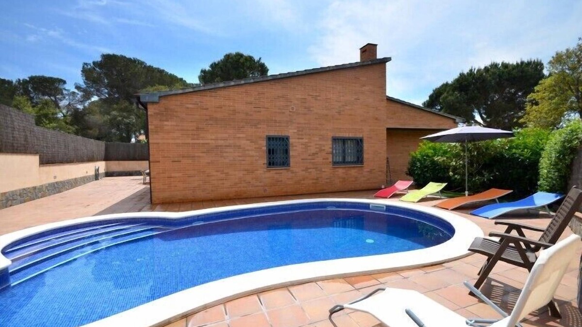 Vidreres Villa | Club Villamar - A modern, fully detached family villa close to Lloret de Mar.