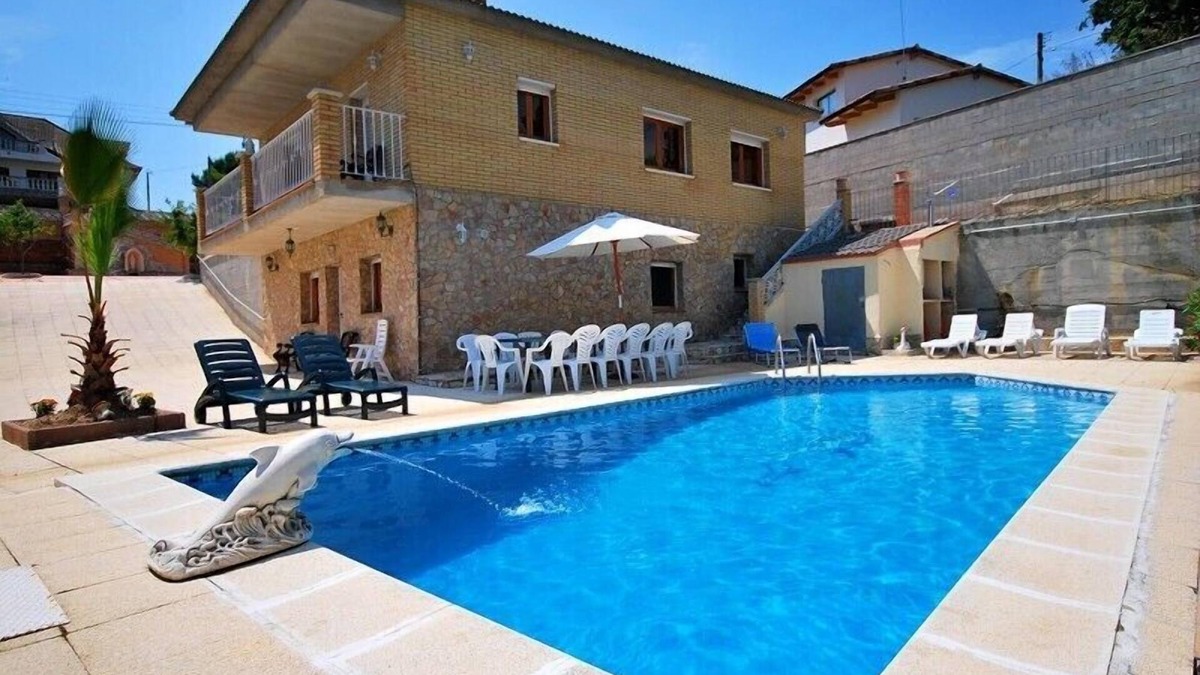 Vidreres Villa | Club Villamar - Big holiday villa Lloret de Mar with fantastic swimming pool and magnificent view