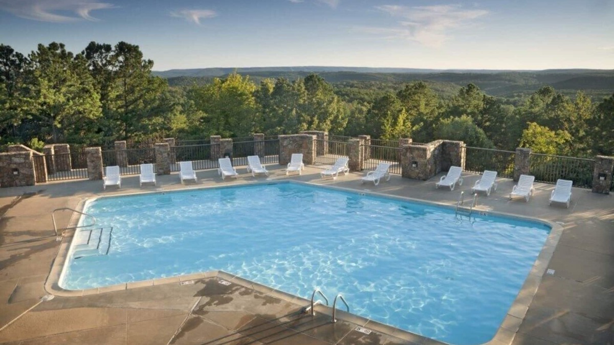 Fairfield Bay Condo | Club Wyndham Resort at Fairfield Bay, Arkansas, 1 Bedroom Deluxe Suite