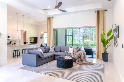 Joel House | Clusias Villa