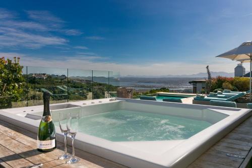 Knysna Villa | CM15 - Franzi's Dream-C15