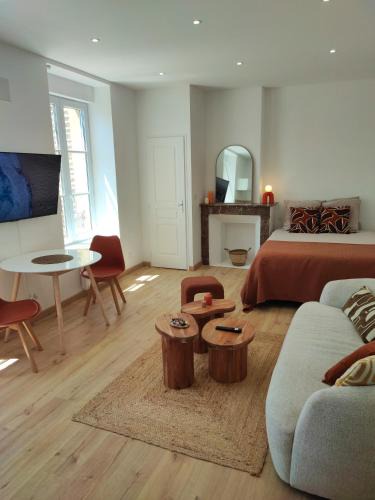 Charleville-Mezieres Apartment | CMG Studio 102 XL Petit-Bois Place Ducale