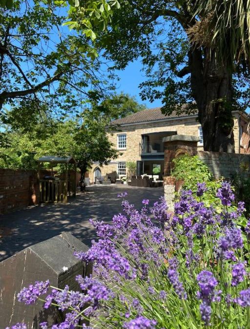 Caister-on-Sea House | Coach House near the beach