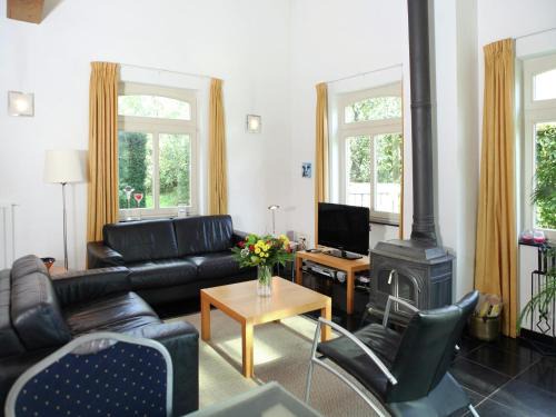 Municipality of Roerdalen House | Coachman's House near Roermond with Garden, cleaning included