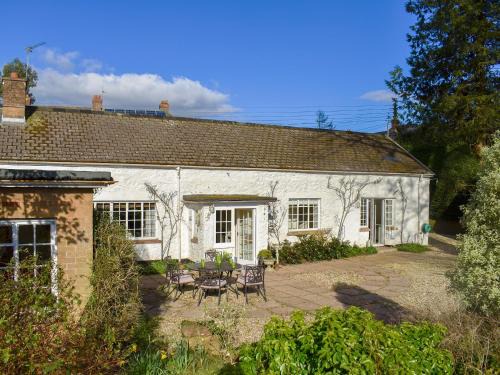 Cornwall House | Coachmans Close