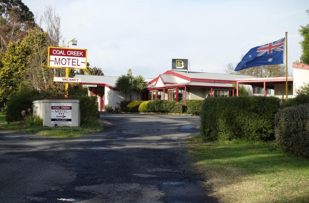 Korumburra Hotel | Coal Creek Motel