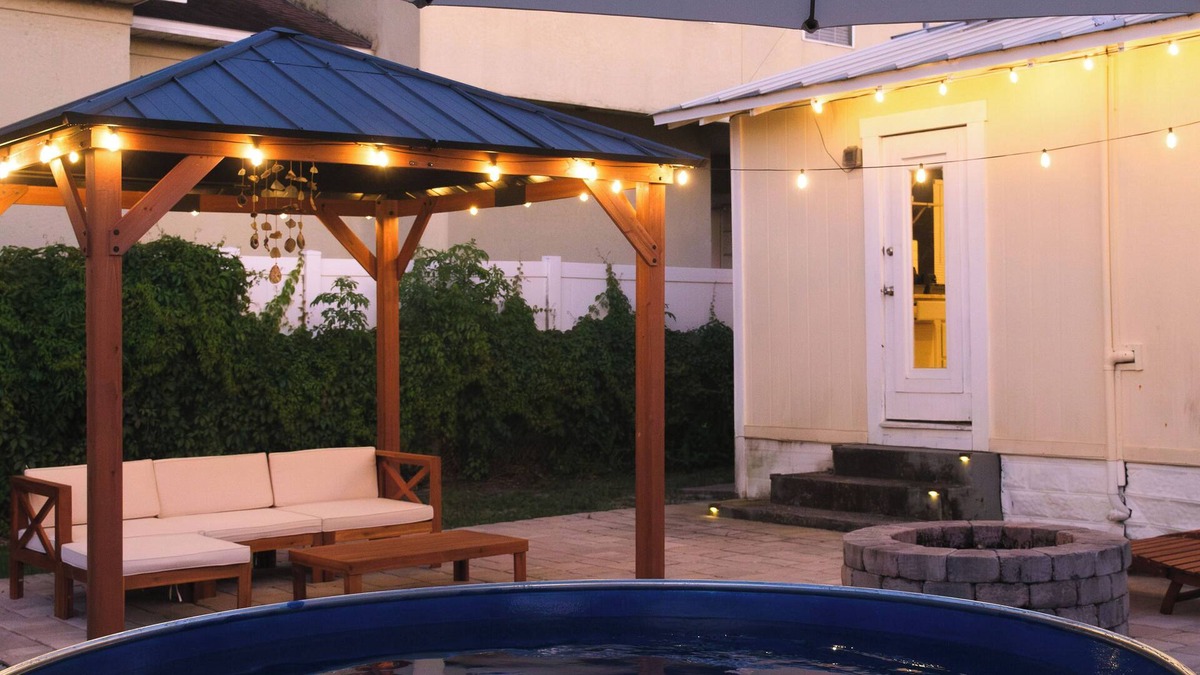 North Orange House | Coastal Bungalow ~ Firepit, Pool, Gazebo