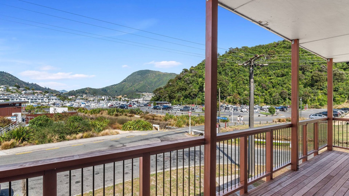 Picton House | Coastal Charm - Picton Holiday Home