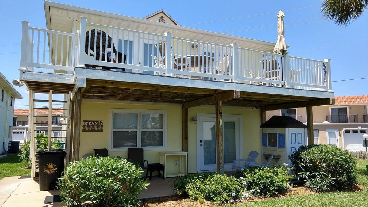 Surfcrest Village Cottage | Coastal Cottage with community pool, free parking and boardwalk to beach- SCV 12