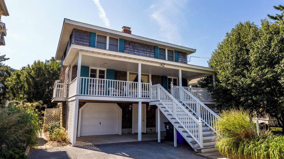 Sussex County Cottage | Coastal Cottage Just Steps from Beach with Private Elevator & Spacious Porches!