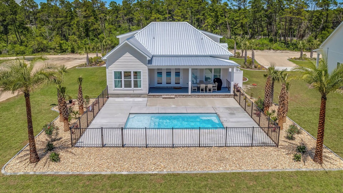 Panacea Cottage | Coastal Cottage on the Forgotton Coast of St Teresa, Florida
