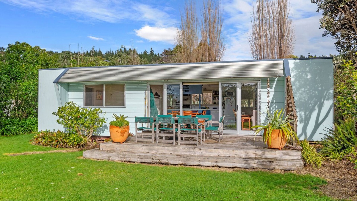 Waipu Cove House | Coastal Cove – Waipu Cove Holiday Home