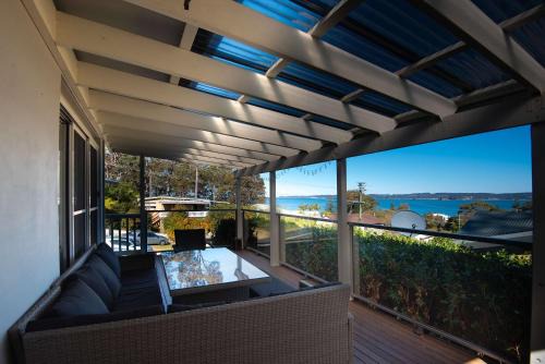 Long Beach House | Coastal Escape - walking distance to beach pet friendly