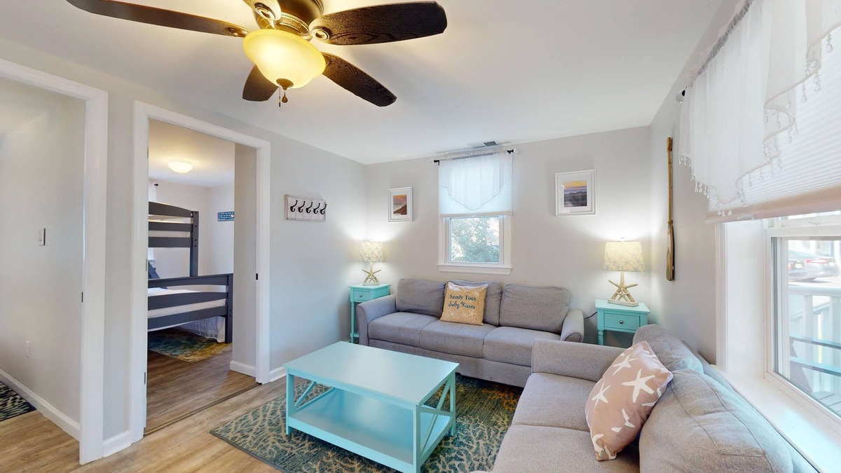 Lower Township Cottage | Coastal Estate – Family Cottage with 2BD, 2BA & Pool Access