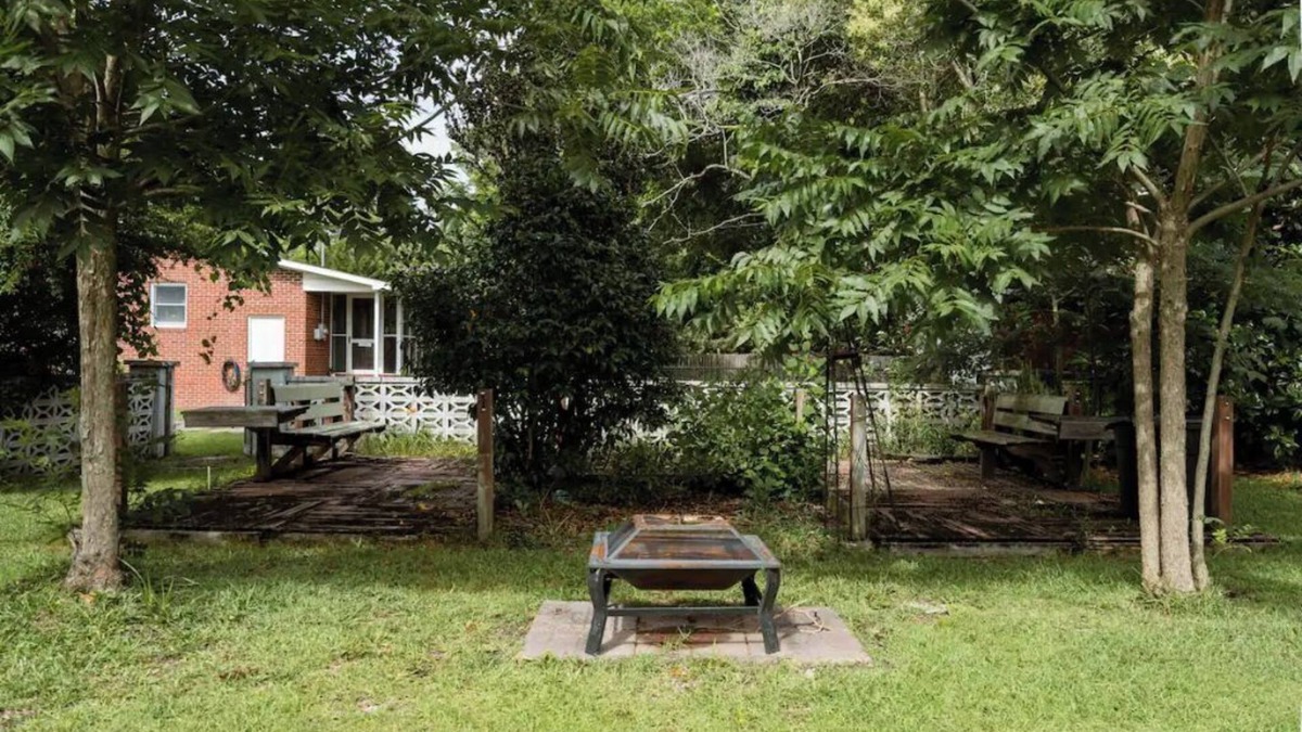 Havelock House | Coastal Getaway- Entire place