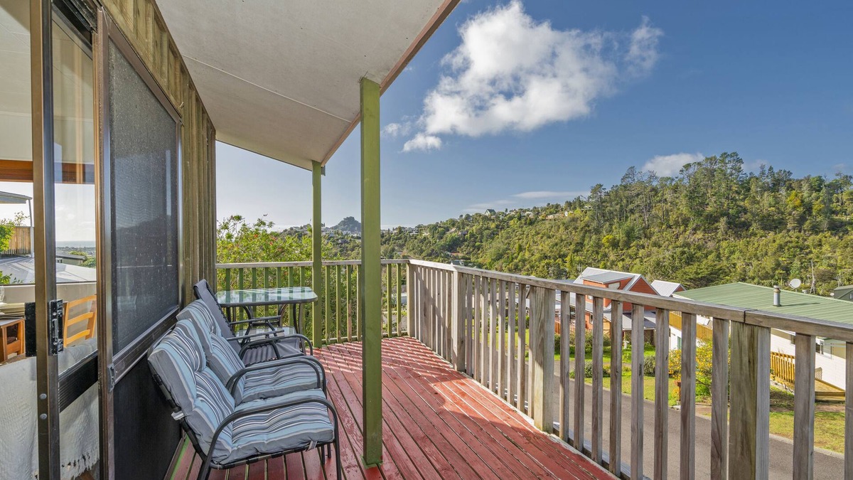 Tairua House | Coastal Hill Retreat - Tairua Holiday Home