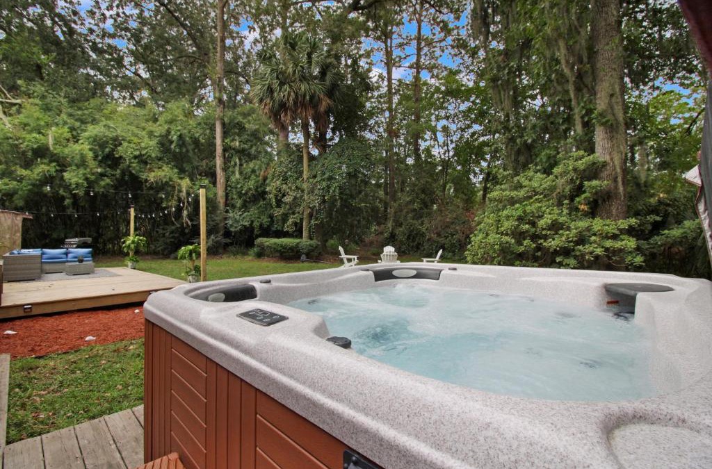 Whitemarsh Island House | Coastal Home 3br, 2ba & Hot Tub In Savannah&tybee