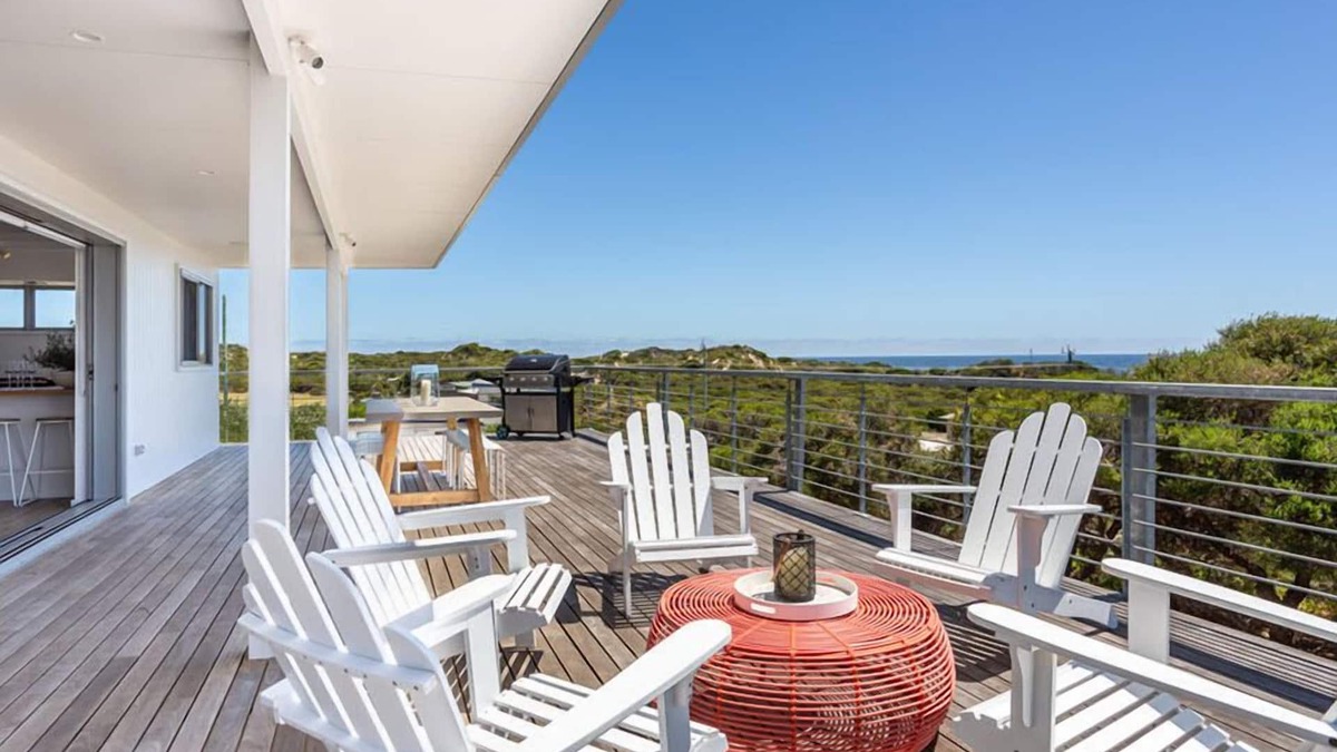 Gracetown House | Coastal home in Gracetown - relaxing!
