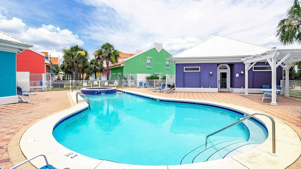 Sunset Pass House | Coastal Living Perfected: Banana Bay's Intracoastal Retreat with Sandy Shores