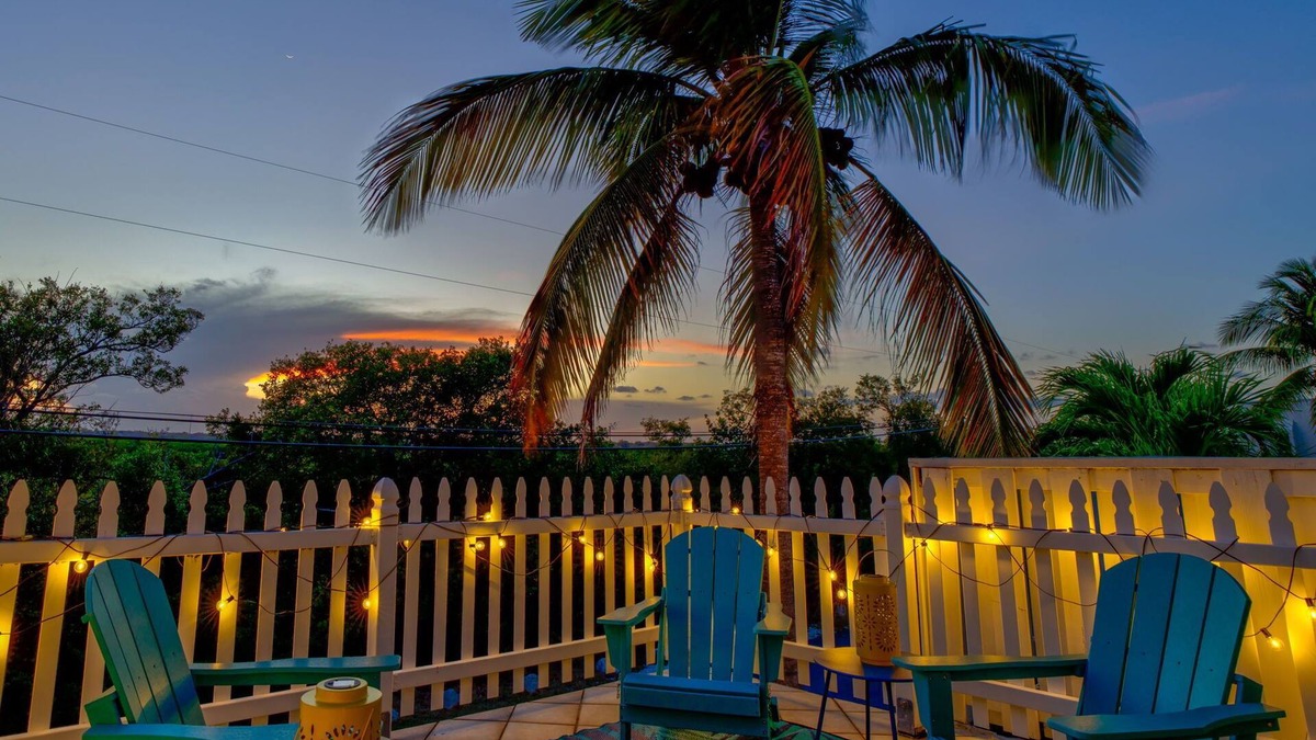 Key Largo Condo | Coastal Luxury: Key Largo 2BR Condo w/Lagoon, Golf Cart, Pools & Amenities