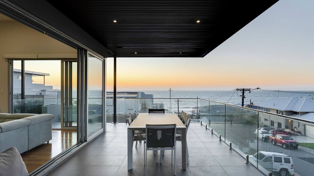 Marmion House | Coastal Luxury with Sunset Views.