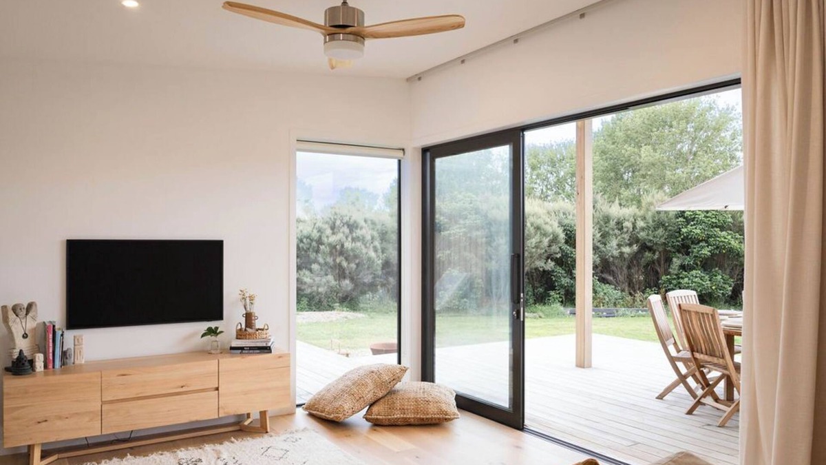 Mangawhai House | Coastal Oasis - Traditional barrel sauna